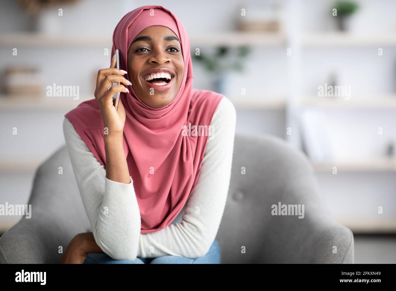 Black muslim lady in hi-res stock photography and images - Alamy