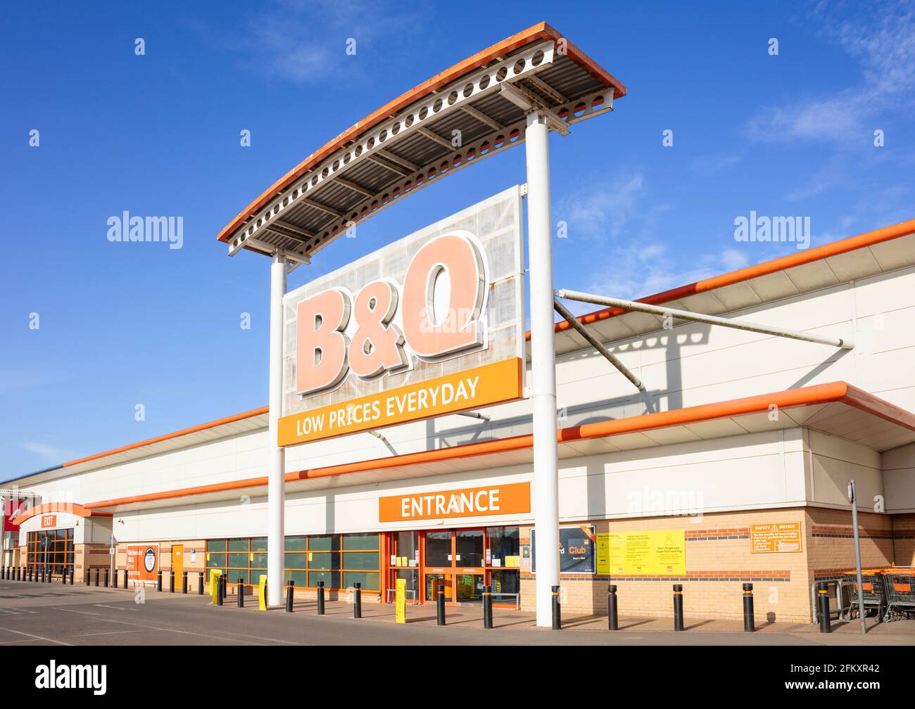 Retail park uk hires stock photography and images Alamy