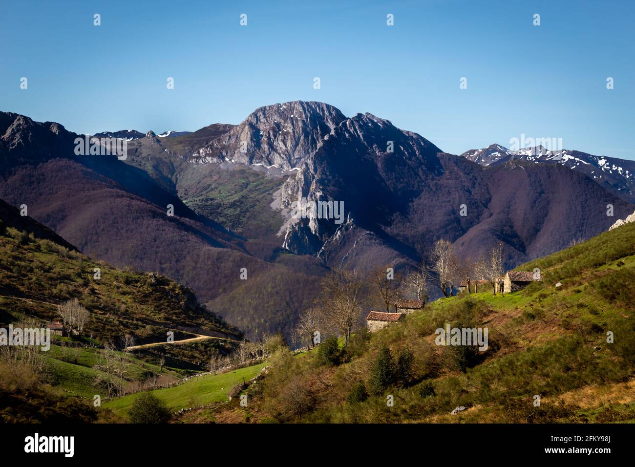 Ranchers sky hi-res stock photography and images - Alamy