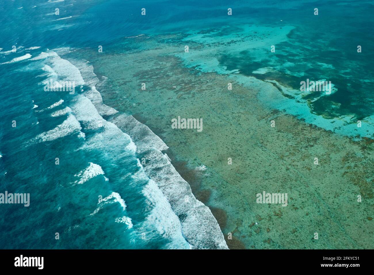 The Belize Barrier Reef, the 2nd largest in the world after Australia's, and part of the Mesoamerican Barrier Reef System. UNESCO world heritage site. Stock Photo