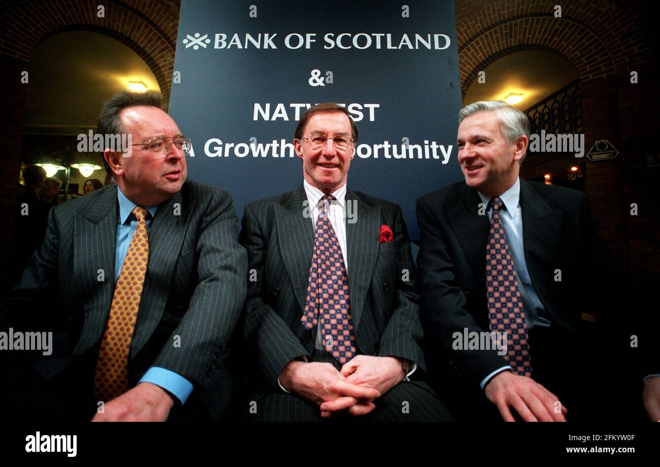 Bank Of Scotland Executives Photocall January 2000FROM LEFT TO RIGHT Gavin Masterton Group Operating Officer    Peter Burt Group Chief Executive and George Mitchell Chief Ececutive Personal Banking at media briefing in London related to their bid for Nat West Bank Stock Photo