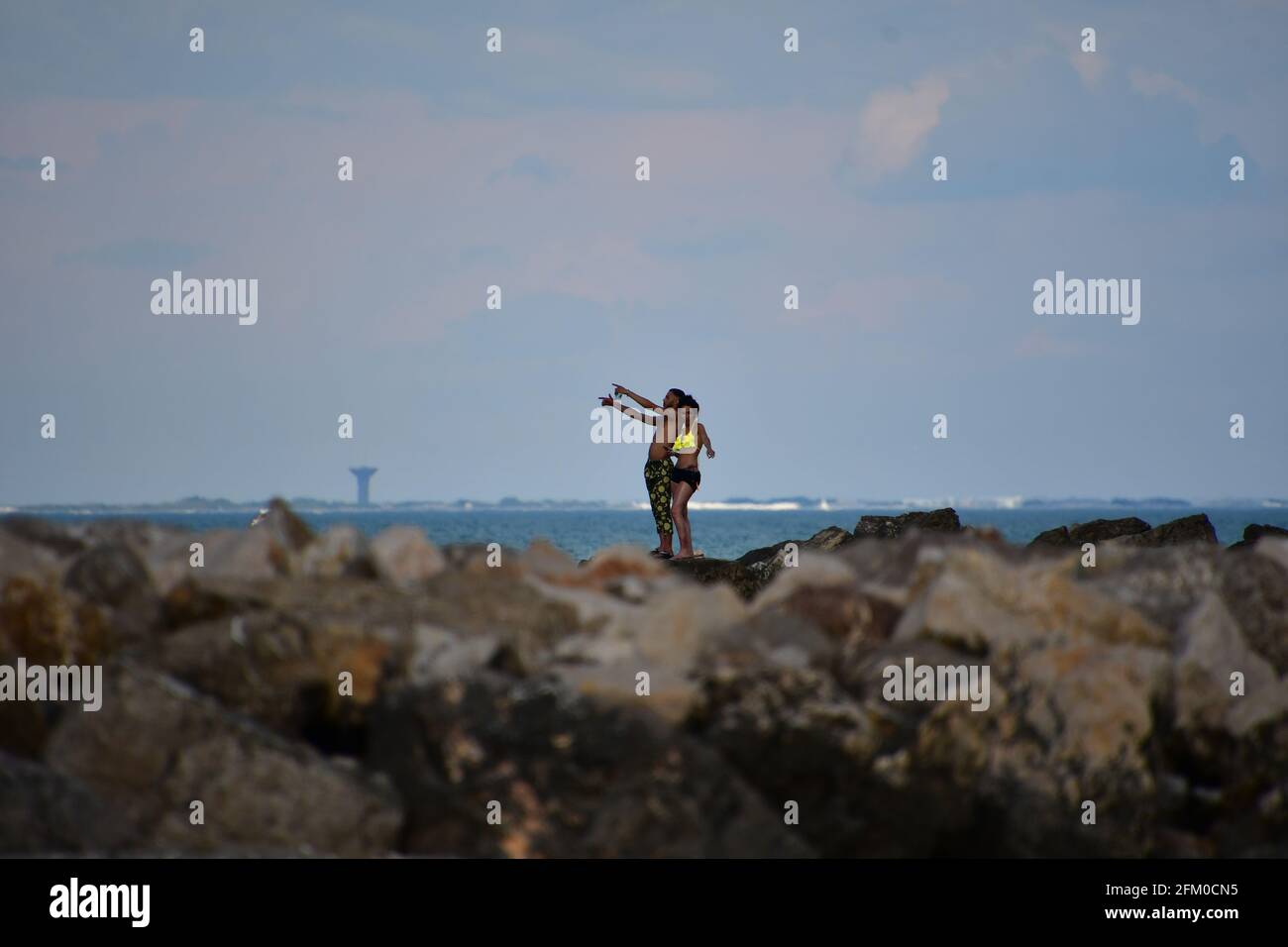 Finger Breakwaters Cap dagde hi-res stock photography and images - Alamy
