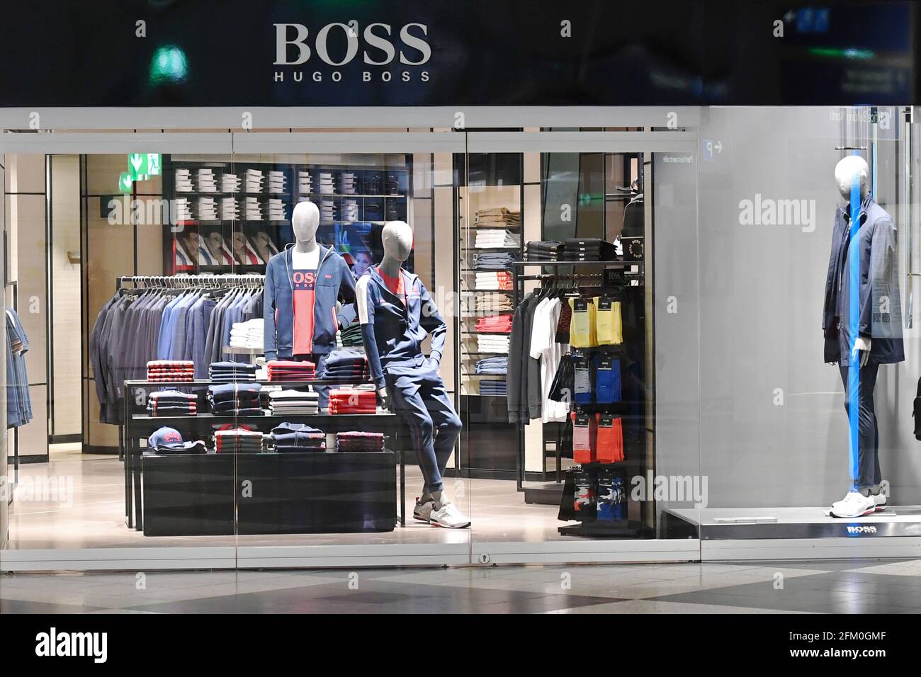Fashion retailer in crisis - Hugo Boss is making losses due to Corona.  Archive photo; Topic picture coronavirus pandemic on April 15, 2020. Franz  Josef Strauss Airport Munich. Munich Airport. Closed Hugo
