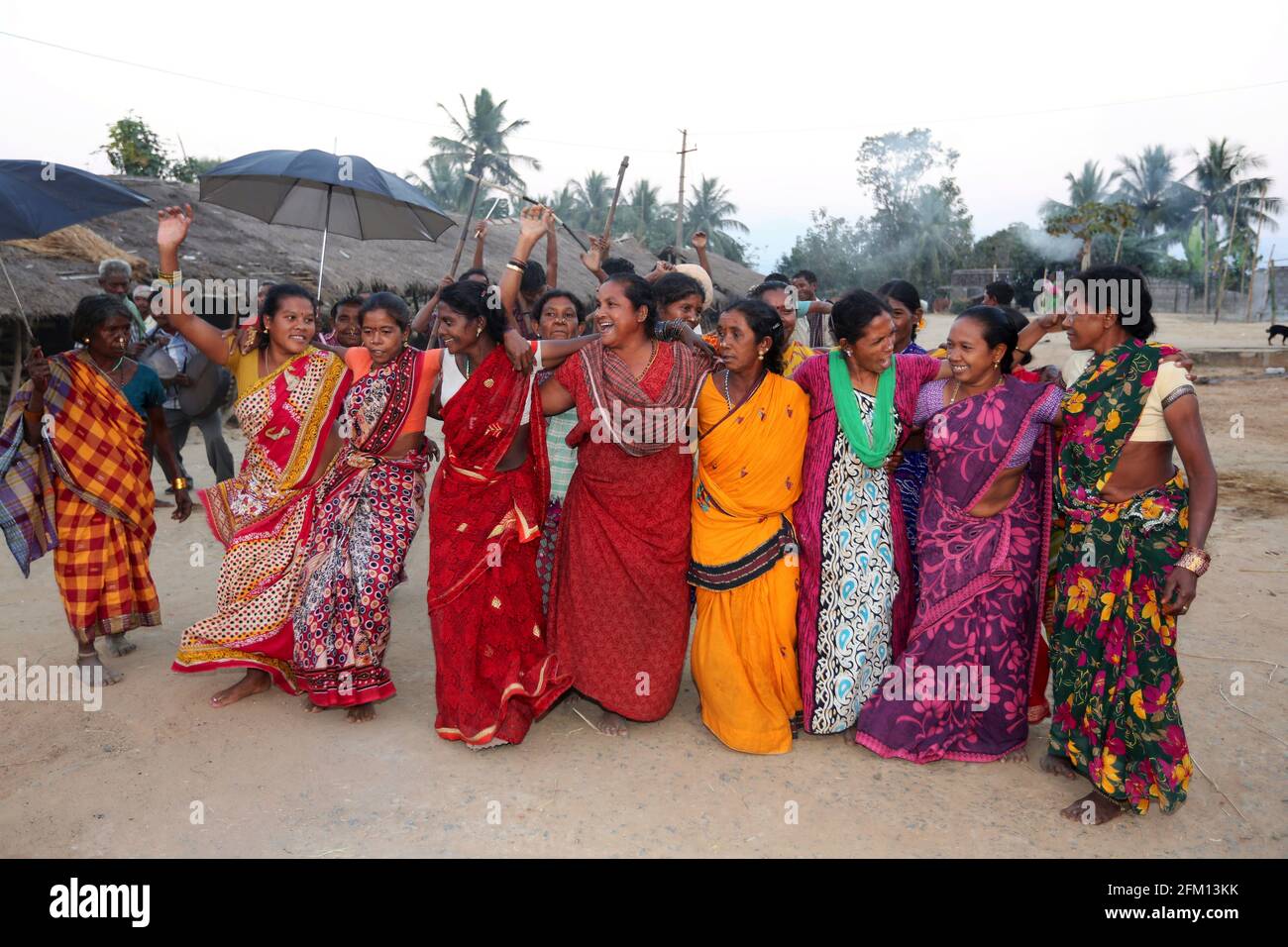 Traditional Thongseng Dance of KONDA SAVARA TRIBE at Nallaraiguda Village, Srikakulam District, Andhra Pradesh, India Stock Photo