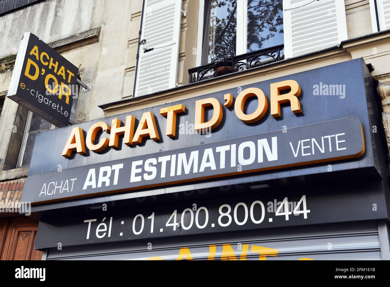 Purchase Of Gold Office Paris France Stock Photo Alamy