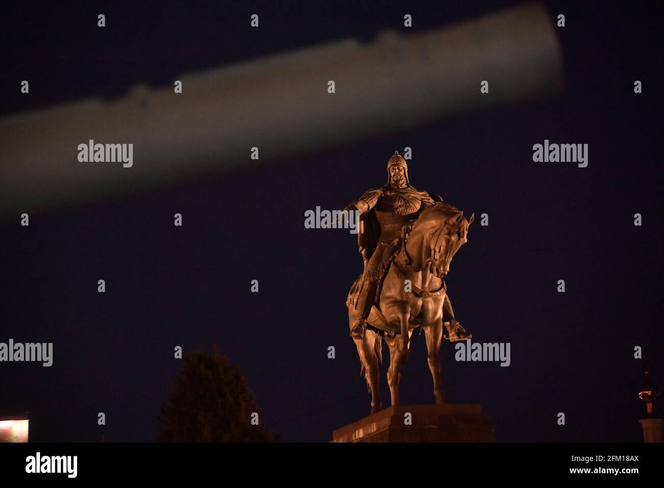 Moscow. Monument to Yuri Dolgoruky on Tverskaya Street Stock Photo - Alamy