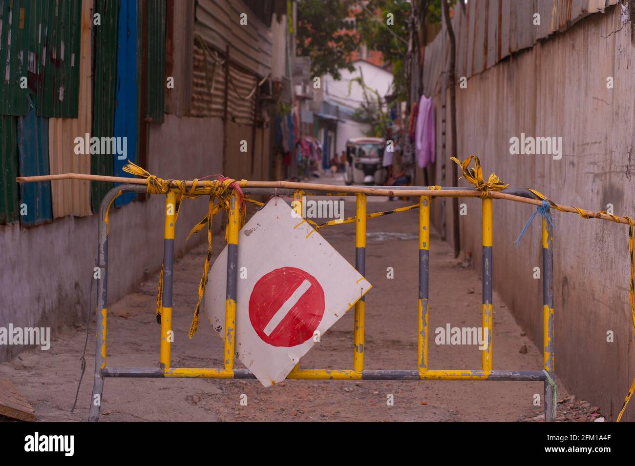 Cambodia phnom penh slum area hi-res stock photography and images - Alamy