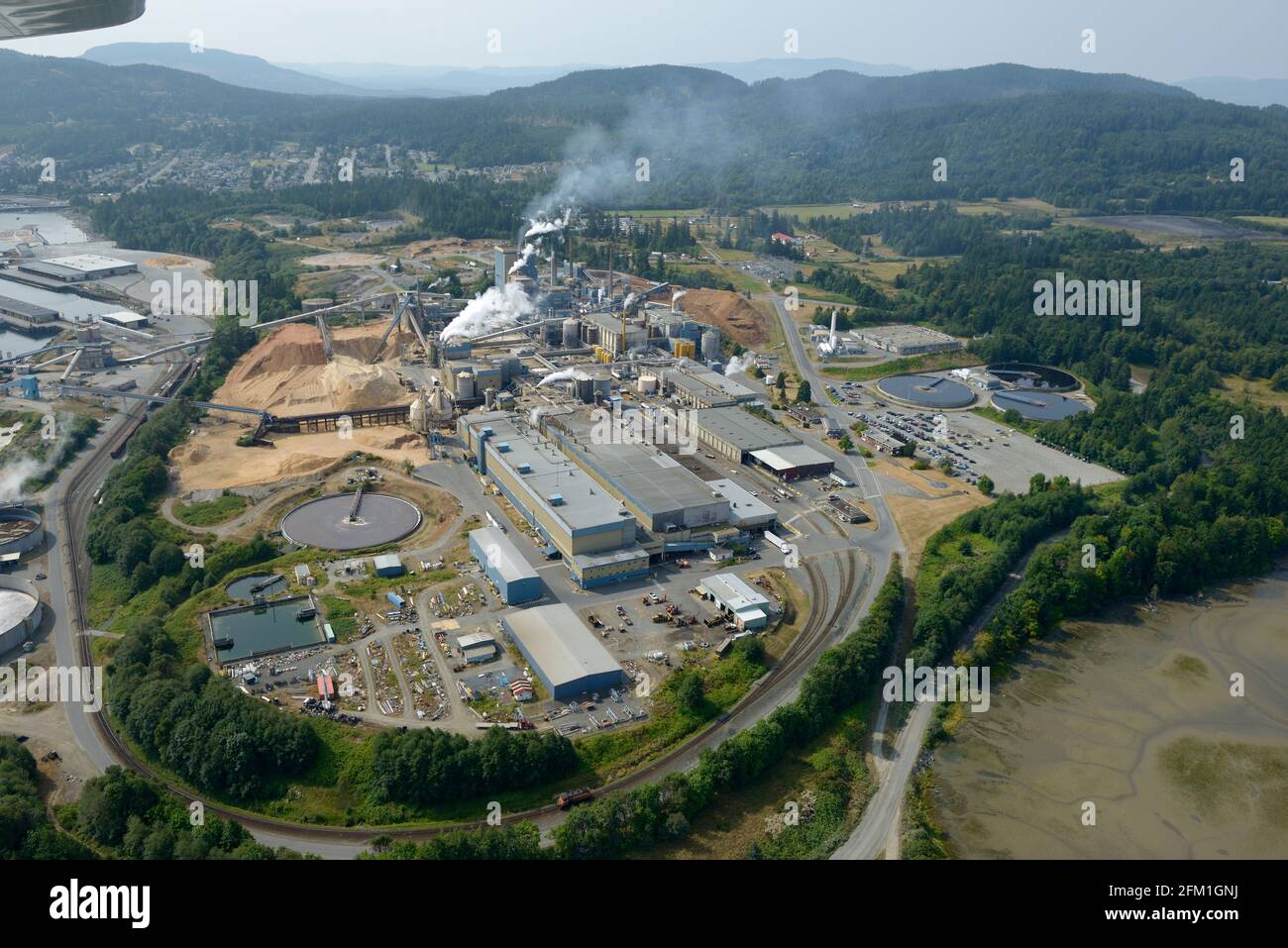 Pulp mills hires stock photography and images Alamy