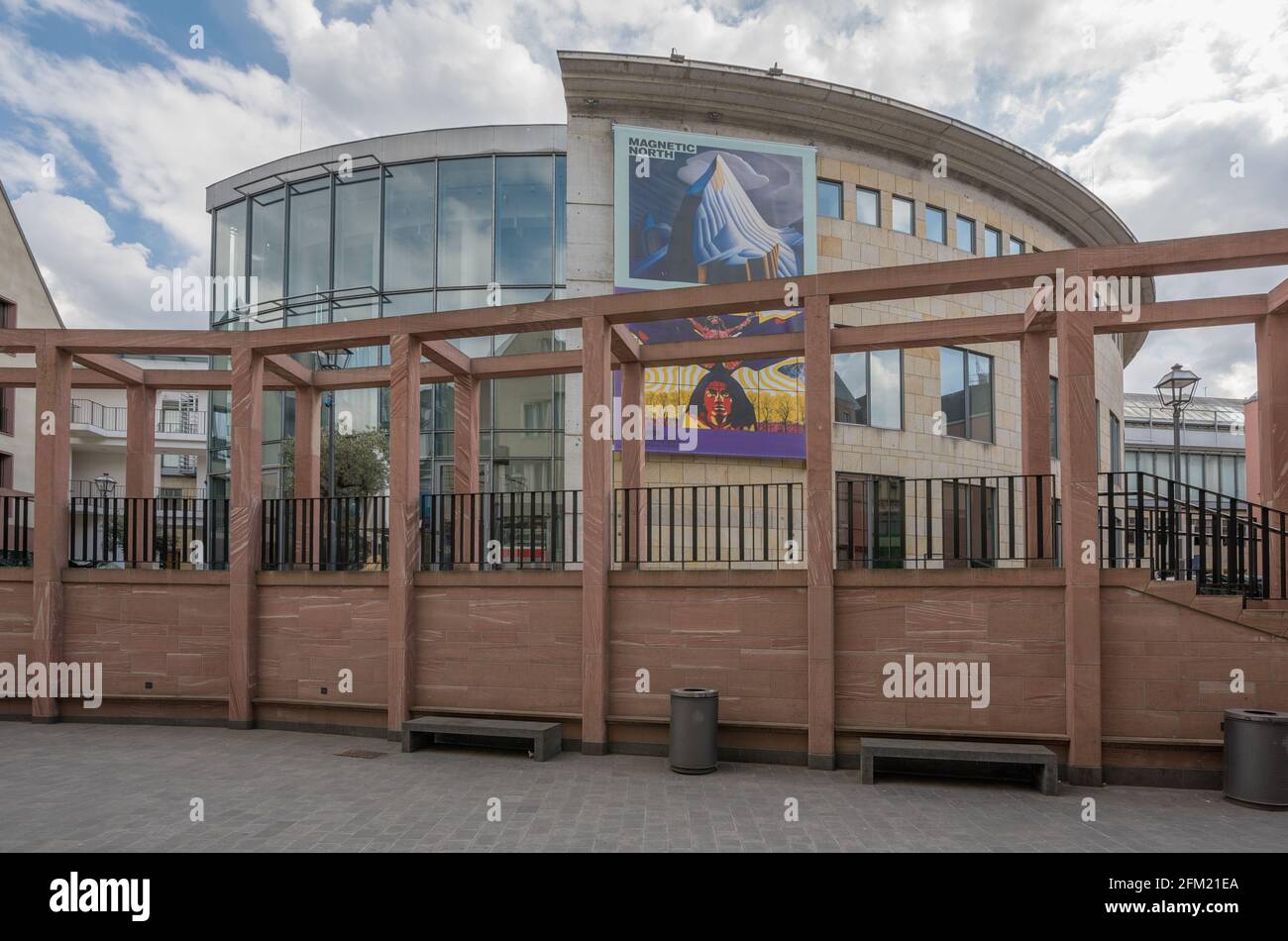 New old town with the Schirn art gallery, Frankfurt am Main, Germany