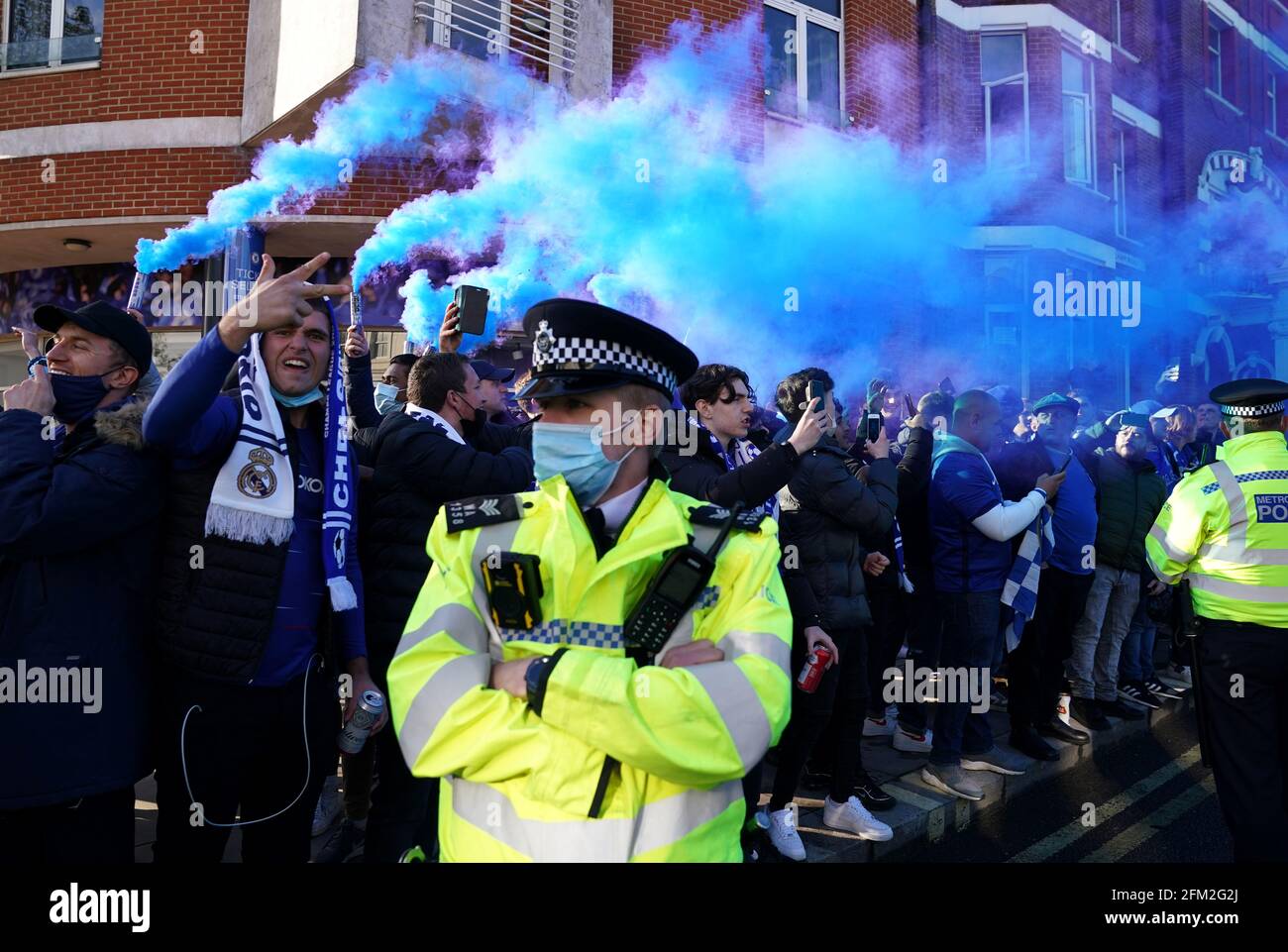 Chelsea fans protest club ownership outside the stadium before the UEFA Champions League Semi Final second leg match at Stamford Bridge, London. Picture date: Wednesday May 5, 2021. Stock Photo