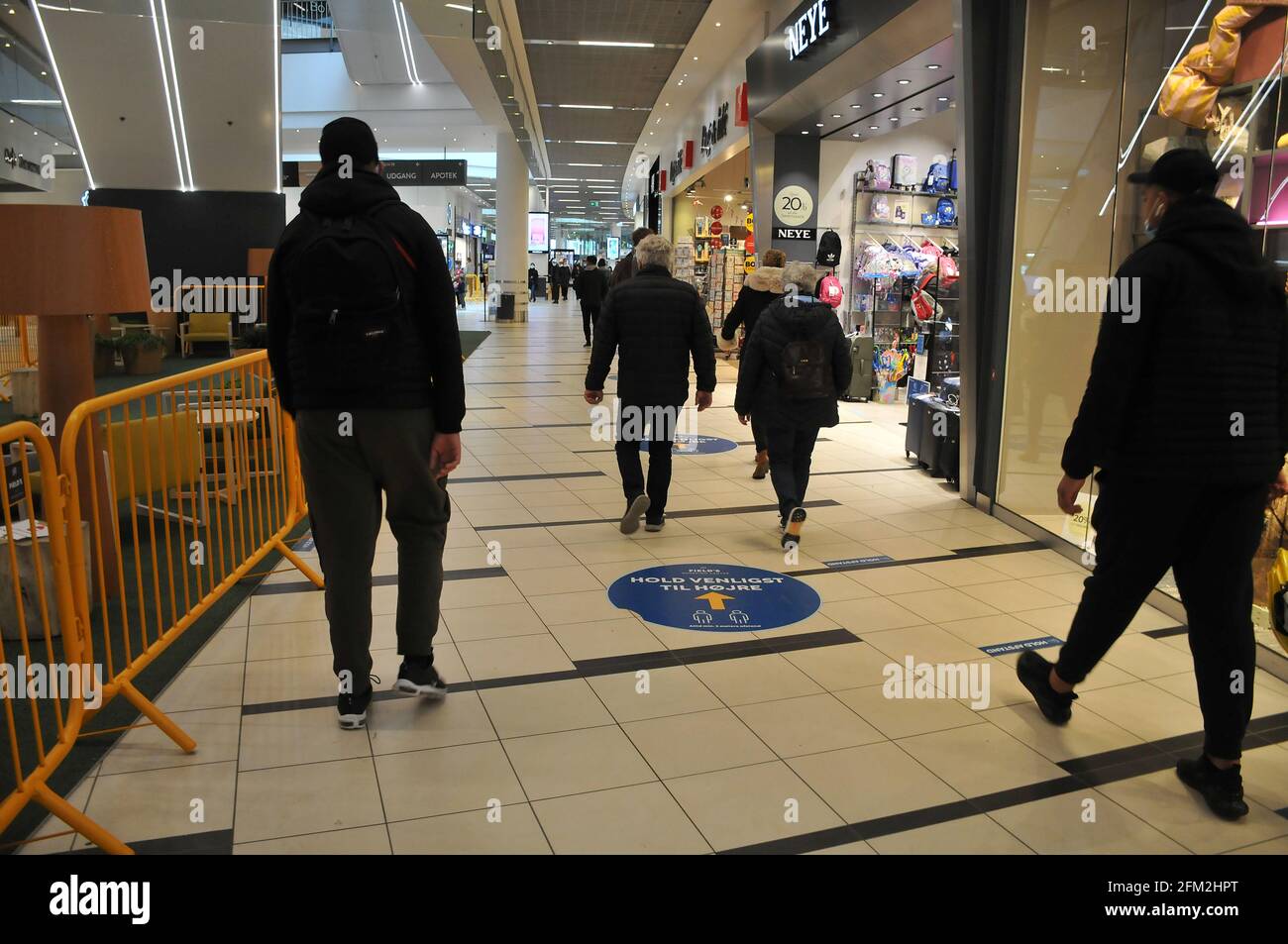 Fields Shopping Mall High Resolution Photography and Images - Alamy