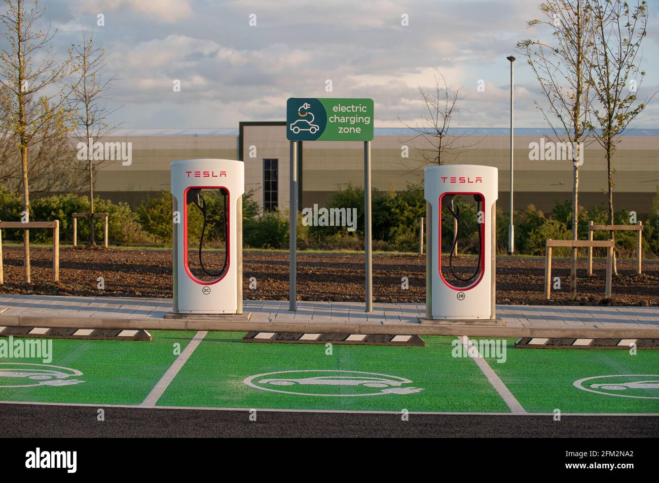 Electric Vehicle charging points at Rugby Motorway Services, Warwickshire, UK Stock Photo Alamy