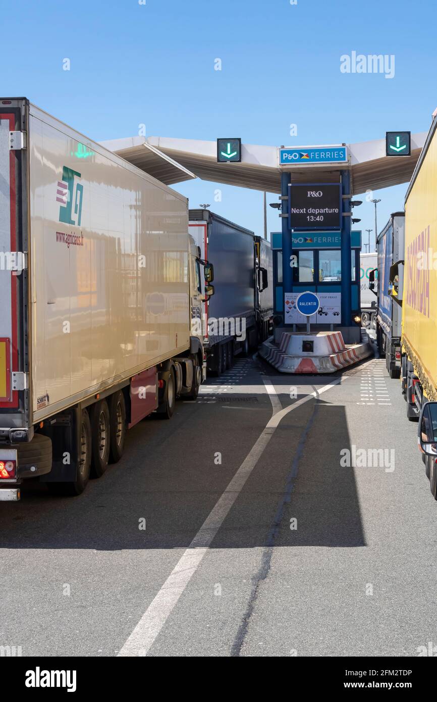 CALAIS; FRANCE; 05/05/2021; Trucks checki-in at the P&O ferries terminal in  the port of Calais, France Stock Photo - Alamy