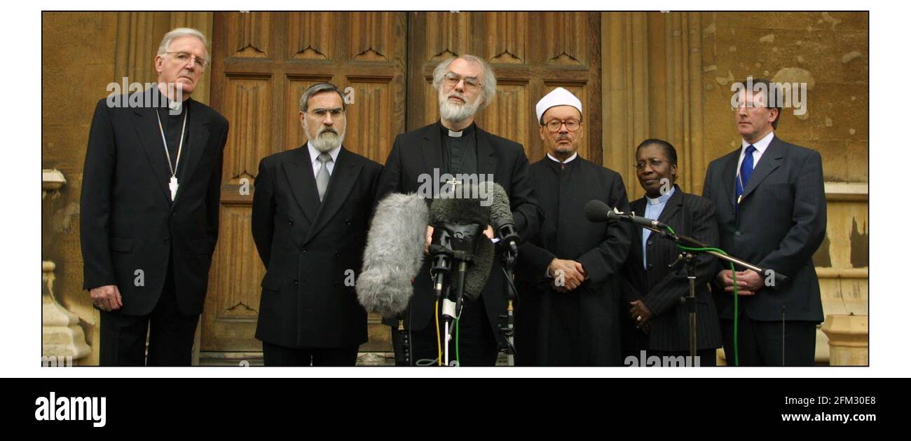 A joint statement by Religious Leaders re the military action in Iraq was made by The Archbishop of Canterbury, Dr Rowan Williams in the square at Lambeth Palace. With him are from Left to Right....The Archbishop of Westminster, Cardinal Cormac Murphy-O'Connor, The Chief Rabbi, Dr. Jonathan Sacks, Dr. Rowan Williams, Chairman of the Council of Mosques and Imams UK, Shaikh Dr Zaki Badawi, Co-President of Churches Together in England, Revd Esme Beswick and The Free Churches Moderator, Revd David Coffey.pic David Sandison 21/3/2003 Stock Photo