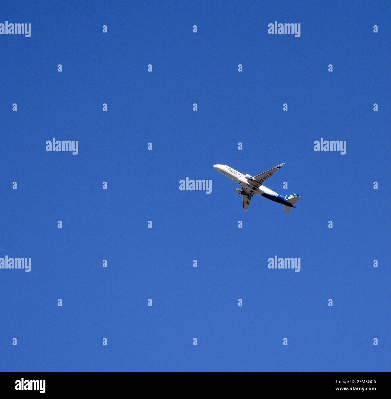 Fresno United States May 03 21 A Photo Of Alaska Airlines In Departure Flying Against A Bright Clear Blue Sky Background May 21 Stock Photo Alamy Fresno United States May 03 21 A Photo Of Alaska Airlines In Departure Flying Against A Bright Clear Blue Sky Background May 21 Stock Photo Alamy