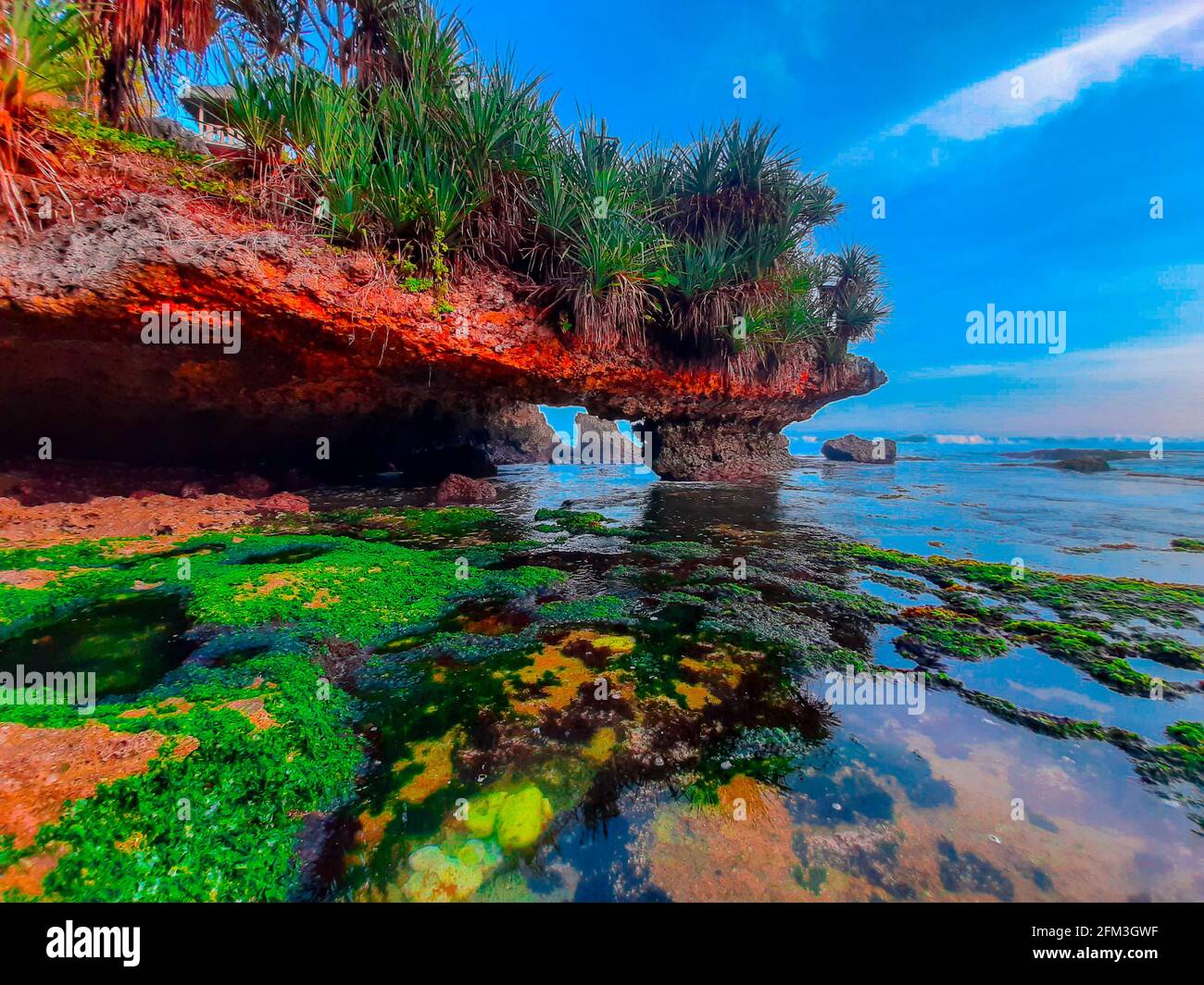 Arch scene water in indonesia hi-res stock photography and images - Alamy