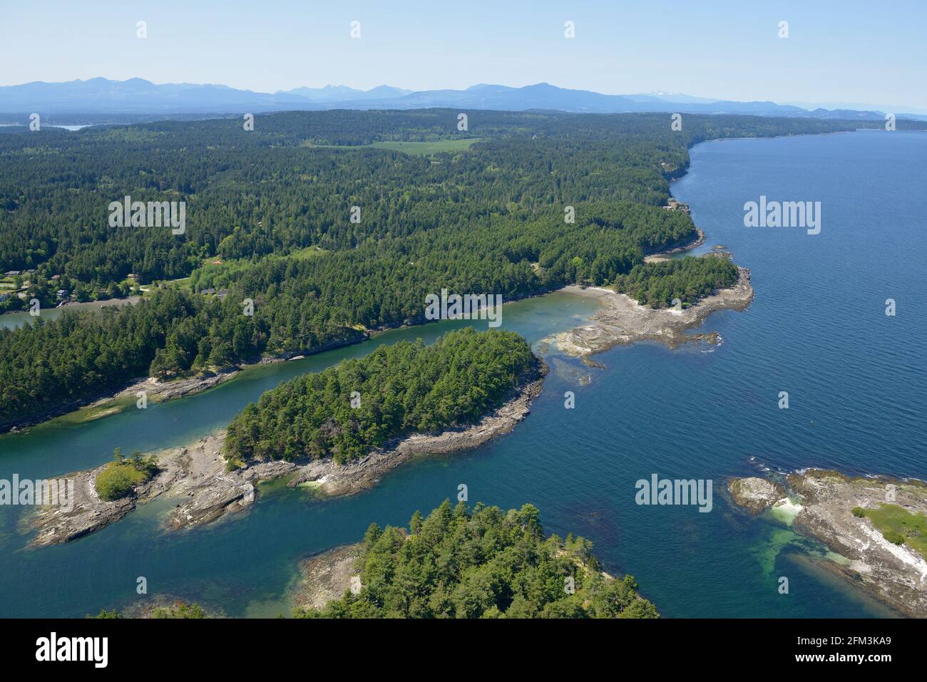 Aerial photograph of the Flat Top Islands in front of Gabriola Island Stock Photo