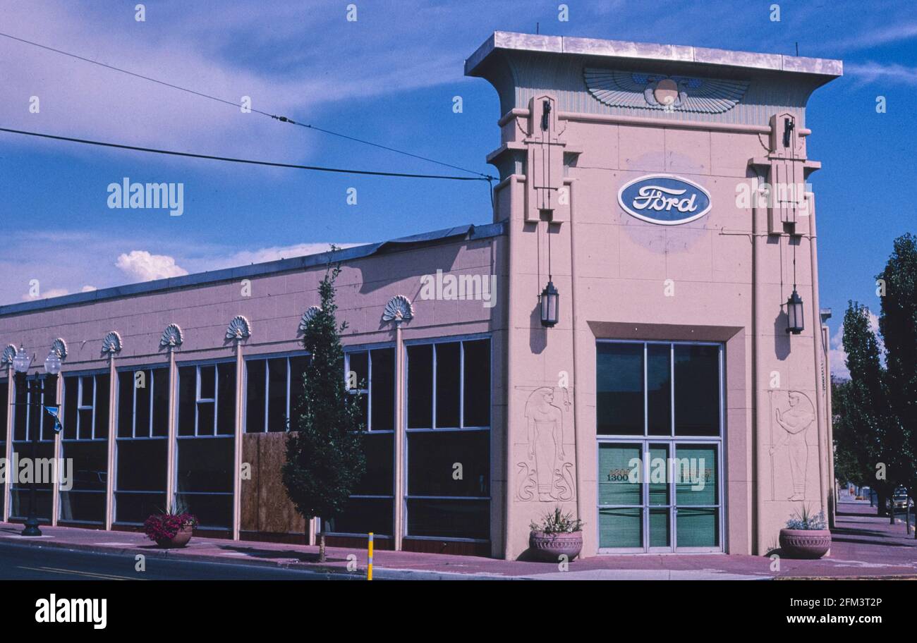 Ford dealership klamath falls hires stock photography and images Alamy