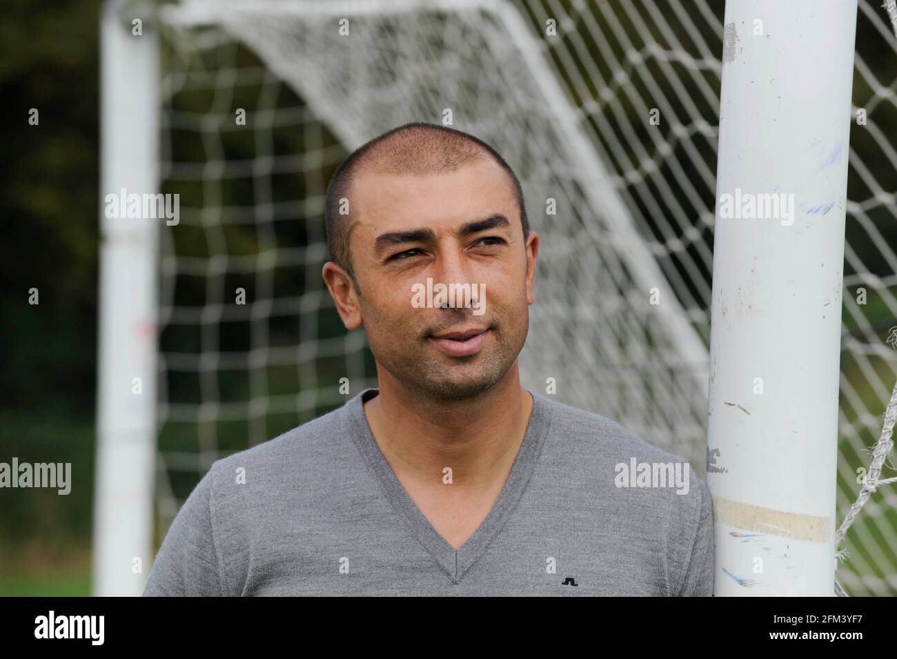 Roberto Di Matteo Manager of West Brom. 10/8/2010. PICTURE DAVID ASHDOWN Stock Photo