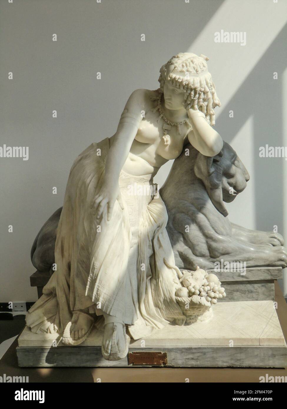 Cleopatra, Marble, Girolamo Masini, Galleria d’Arte Moderna di Roma