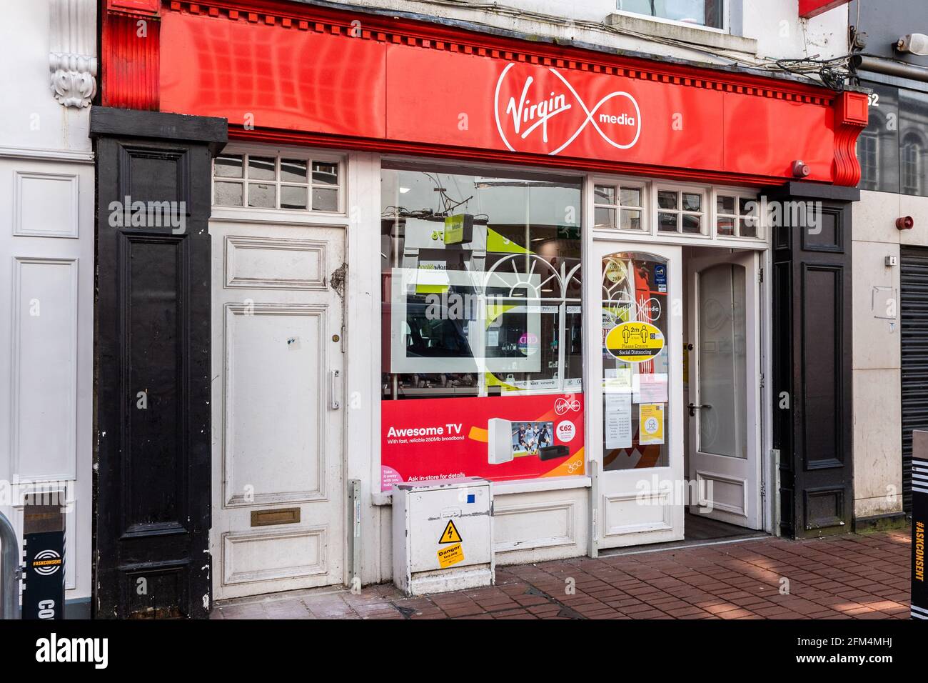 Virgin Media phone shop on Oliver Plunkett Street, Cork, Ireland. Stock Photo