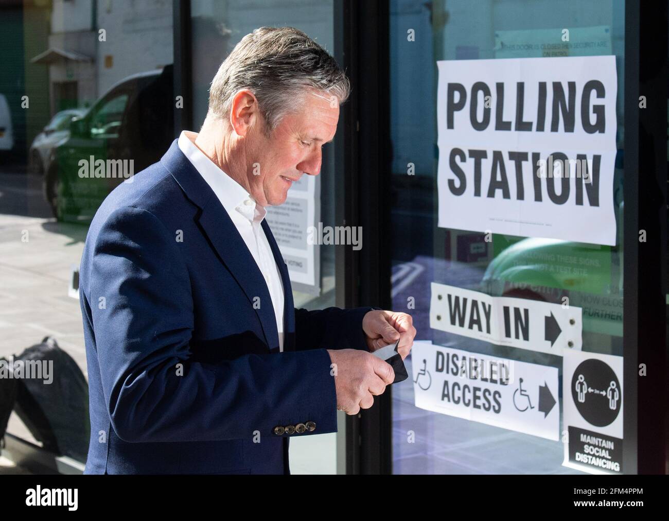 Labour leader Sir Keir Starmer arrives to cast his vote at Greenwood Centre polling station at St Albans Church, north London, in the local and London Mayoral election. Picture date: Thursday May 6, 2021. Stock Photo