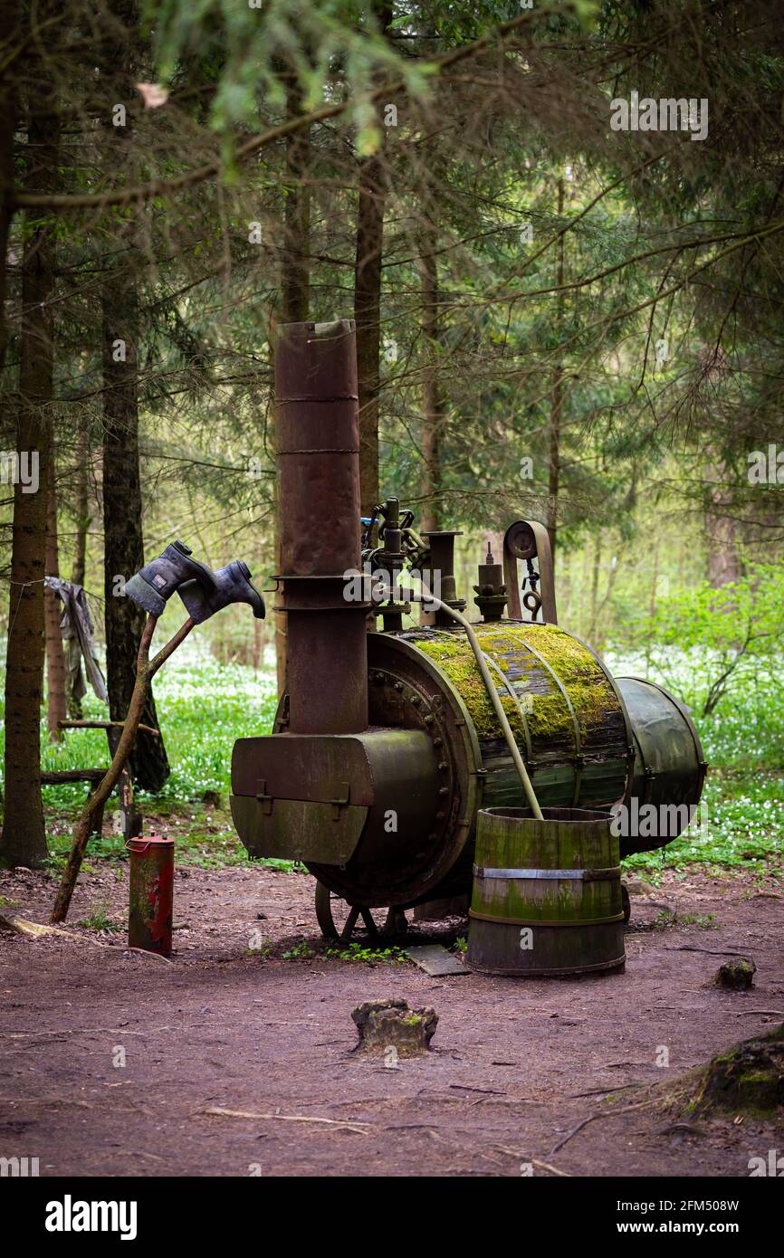Alcohol production hi-res stock photography and images - Alamy