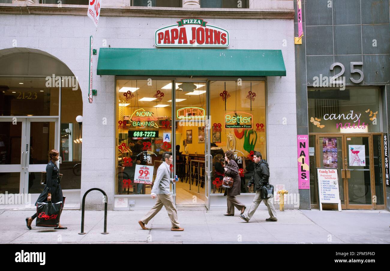 Papa johns exterior hi-res stock photography and images - Alamy