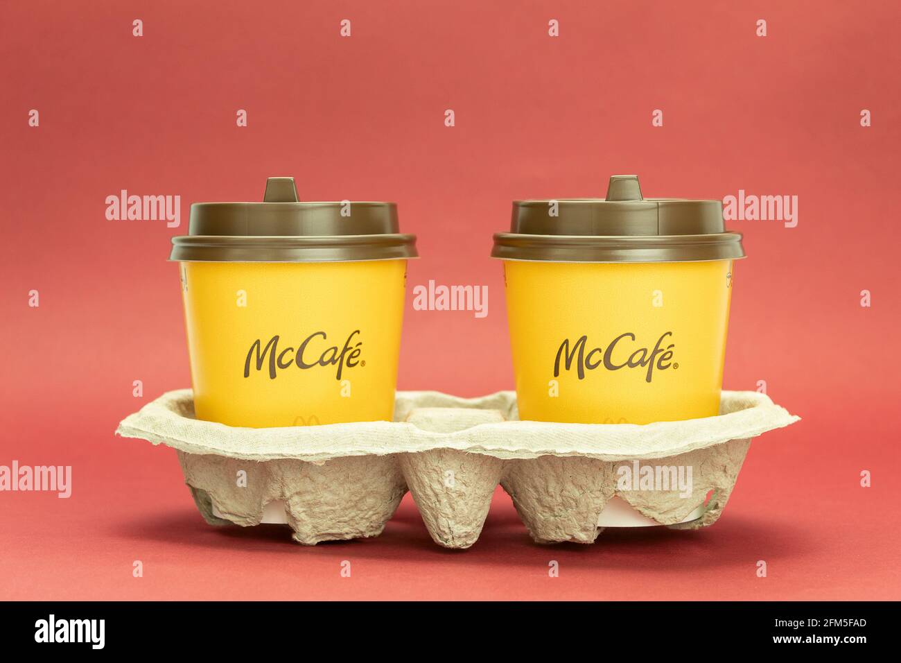 Mcdonalds cups hi-res stock photography and images - Alamy