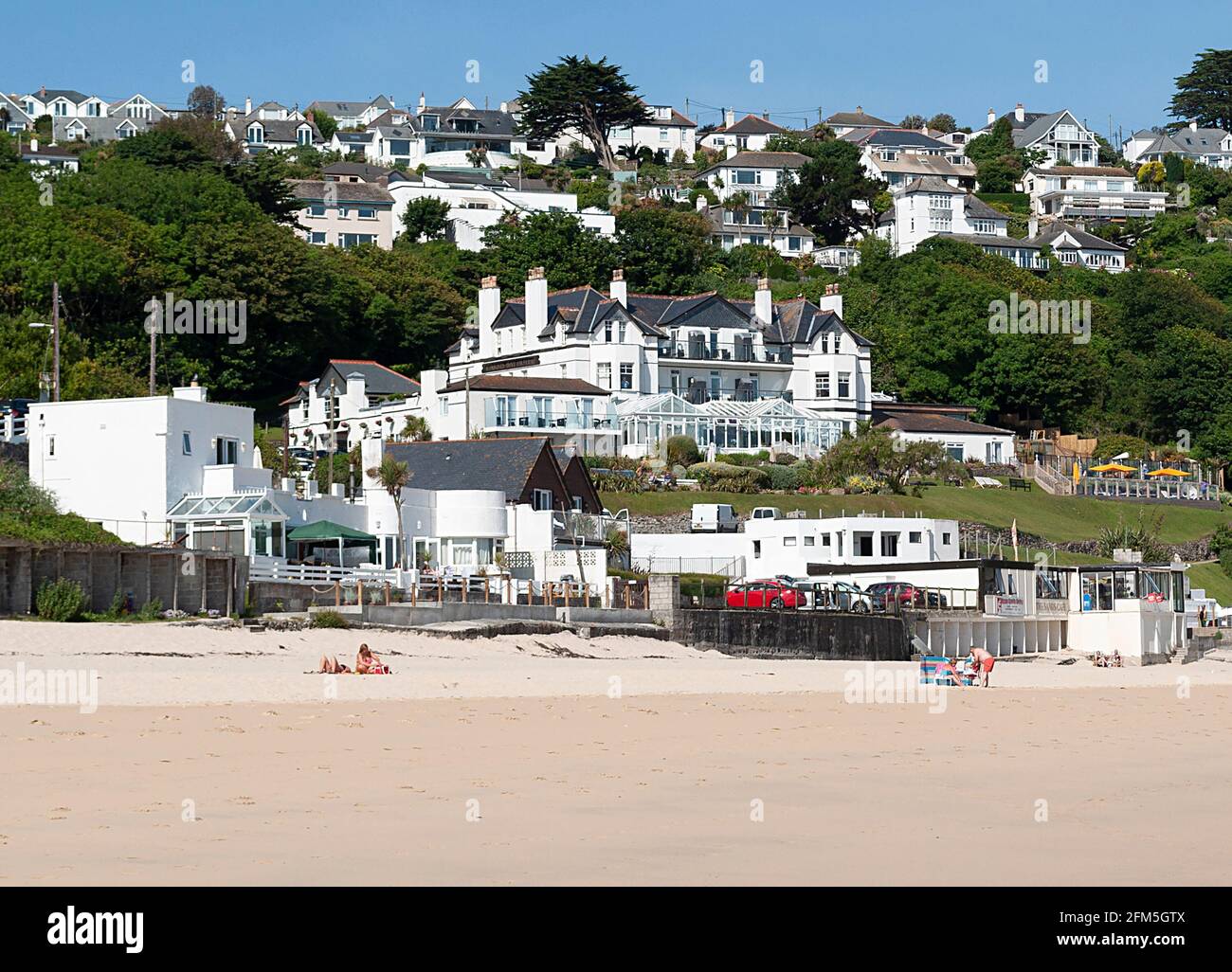 The Carbis Bay hotel overlooking the beach at carbis bay near St ives in Cornwall, England, UK. The hotel is the venue for the G7 summit in June 2021 Stock Photo