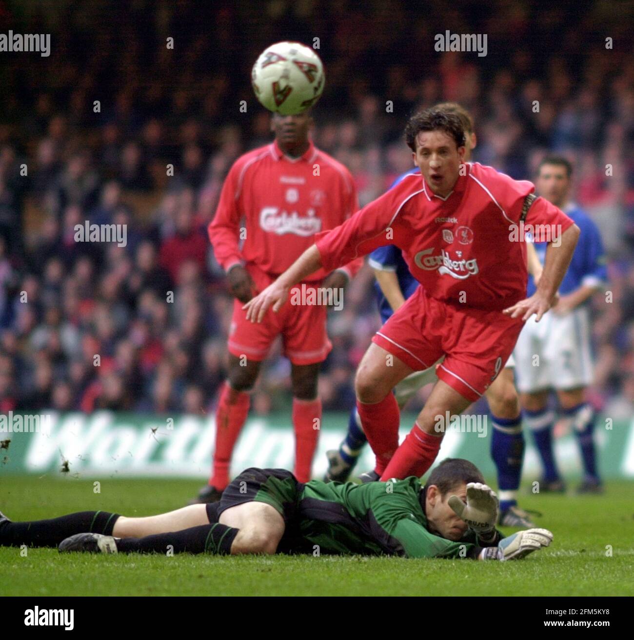 ROBBIE FOWLER IN ACTION DURING THE WORTHINGTON CUP FINAL 2001 AT THE ...