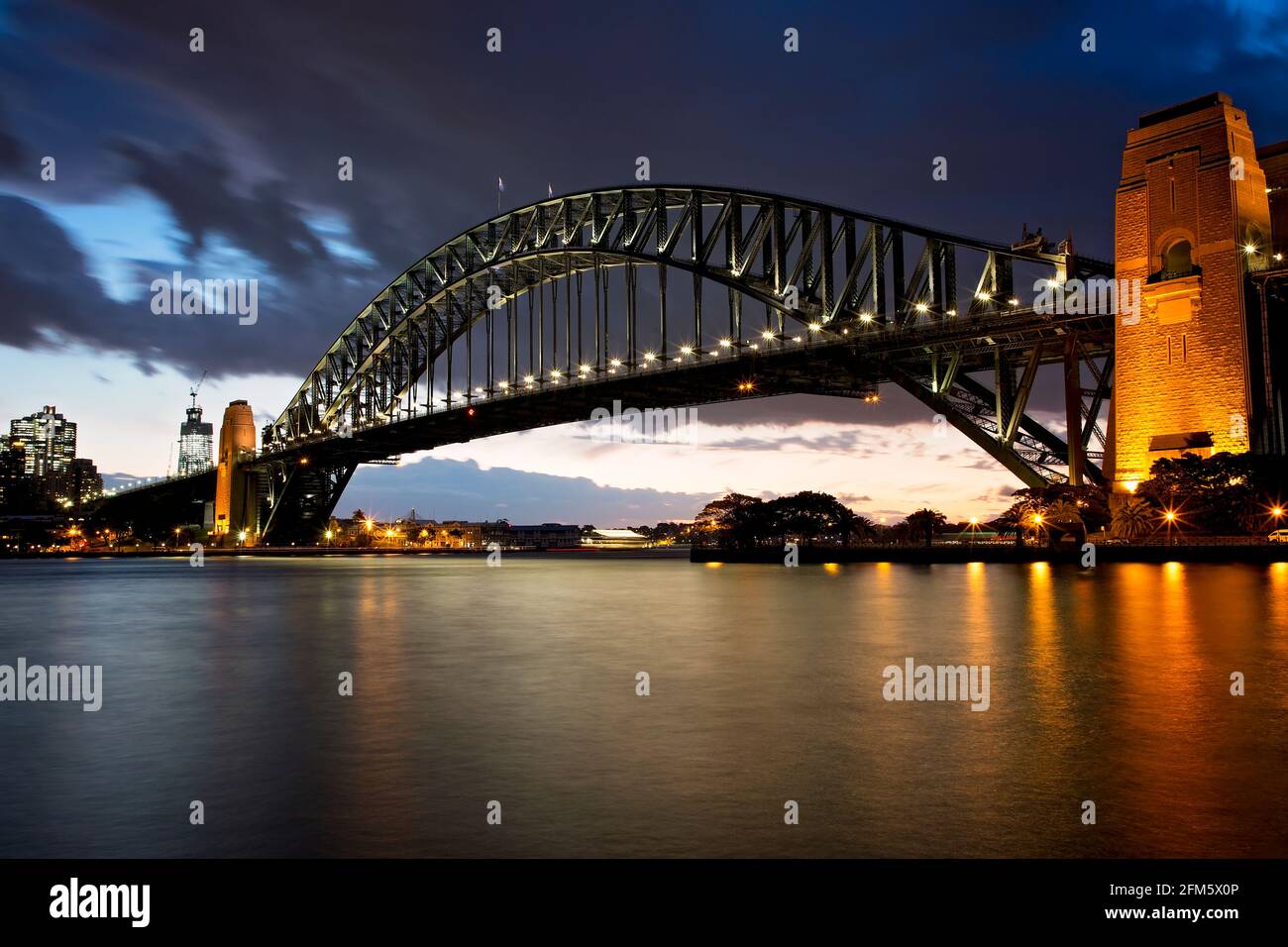 Sydney Harbour Bridge at night Stock Photo - Alamy