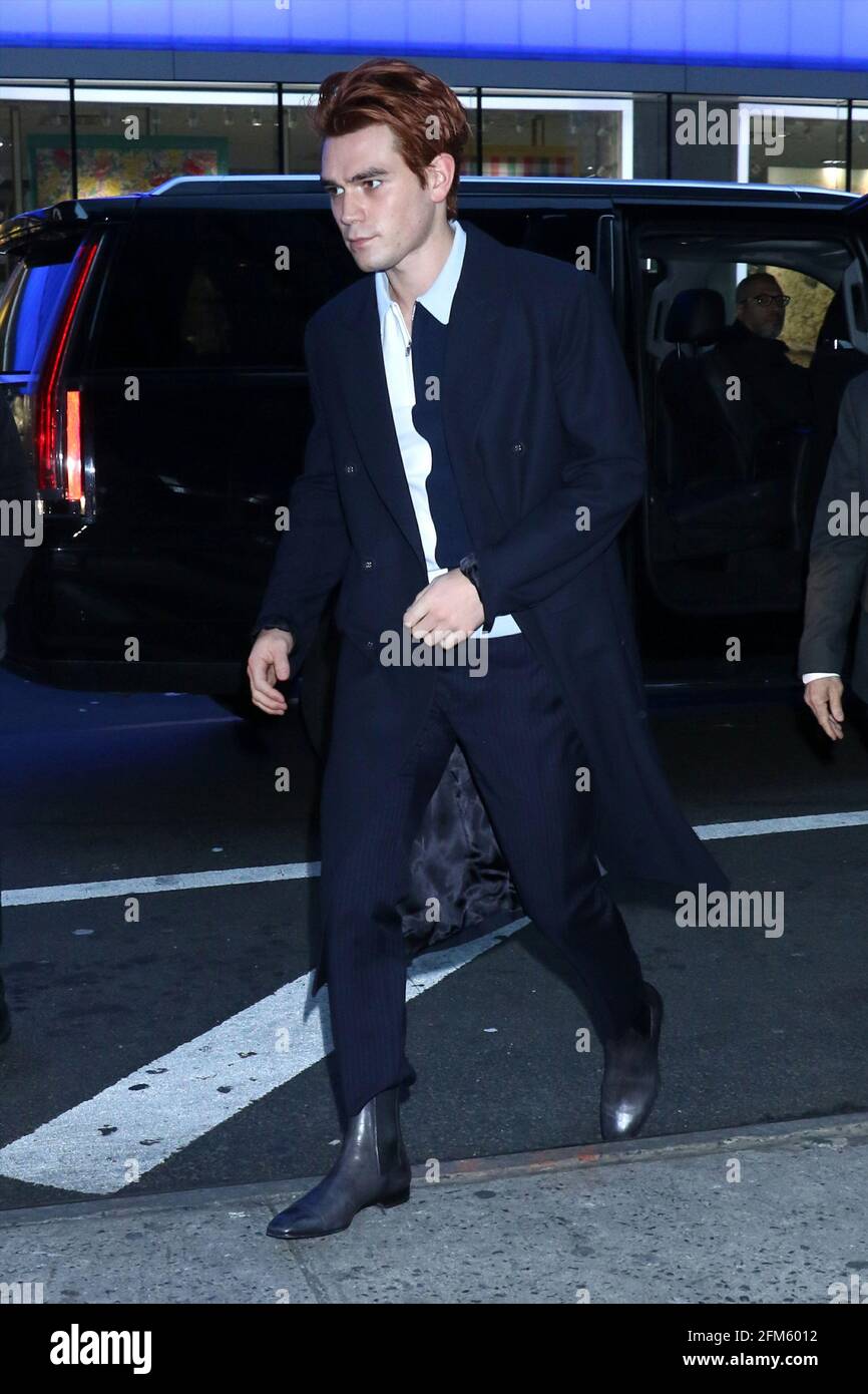 New York NY 20200309 KJ Apa and Daymond John arrive at the studios