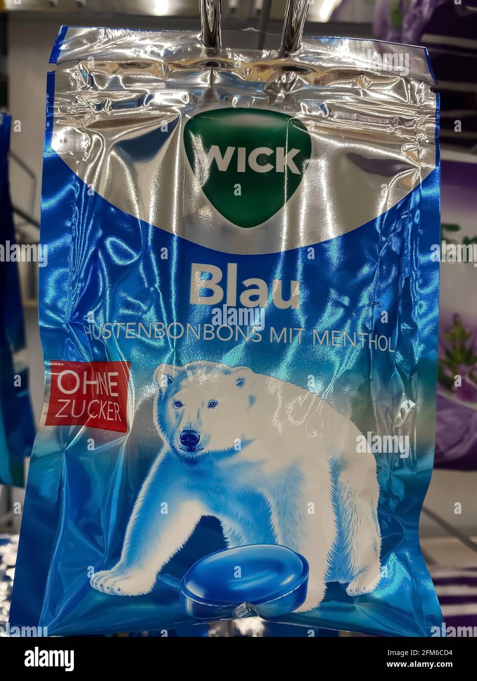 Cough drops hires stock photography and images Alamy