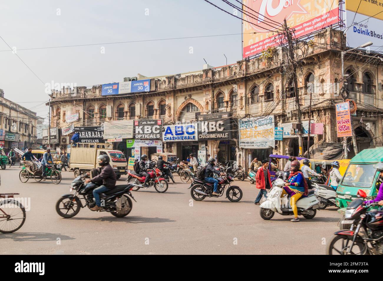 LUCKNOW, INDIA - FEBRUARY 3, 2017: View of a street traffic in Lucknow, Uttar Pradesh state, India Stock Photo