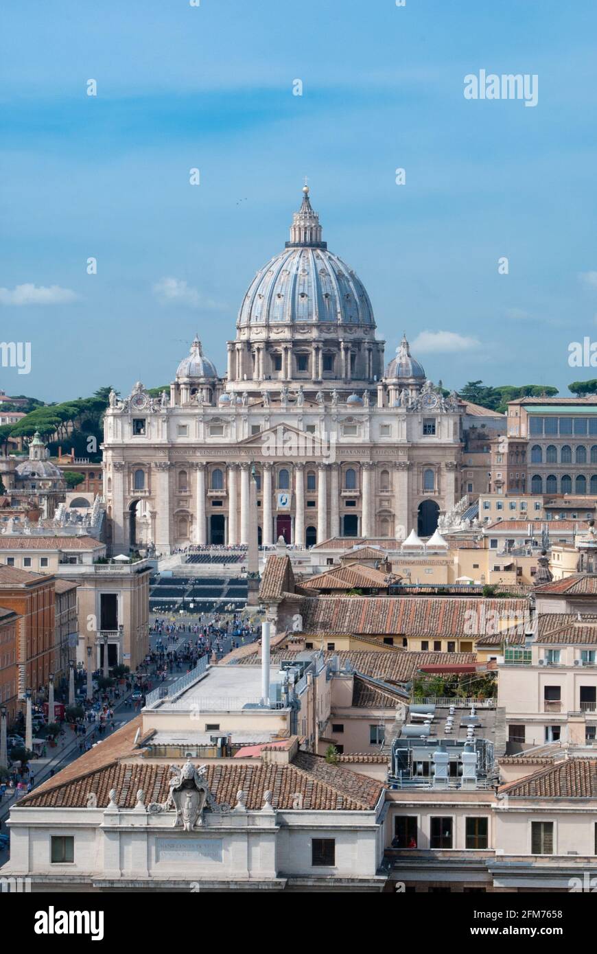 St Peter's Basilica from Castello Angello Stock Photo - Alamy