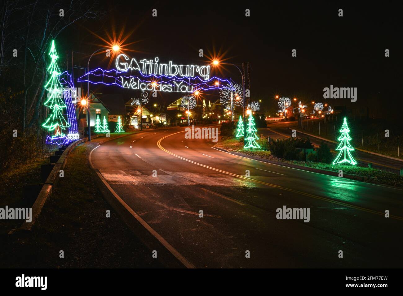 Driving christmas lights park hires stock photography and images Alamy
