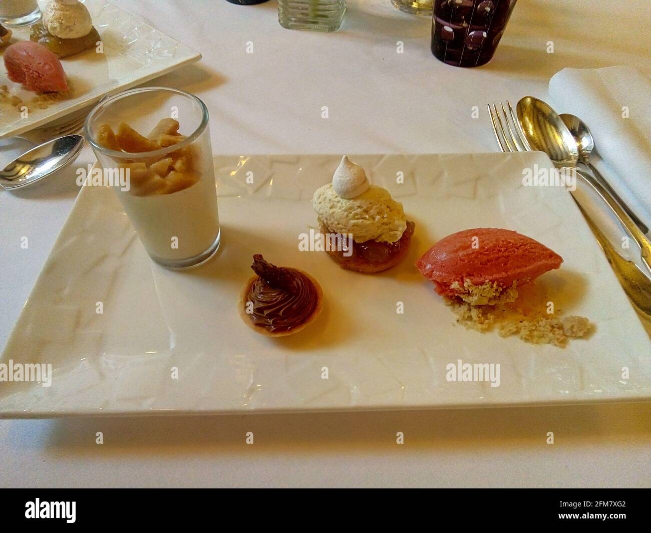 Restaurant gastronomique à Rouen, France Stock Photo - Alamy