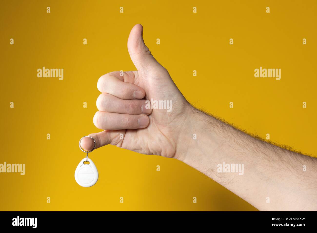 Hanging on finger hi-res stock photography and images - Alamy