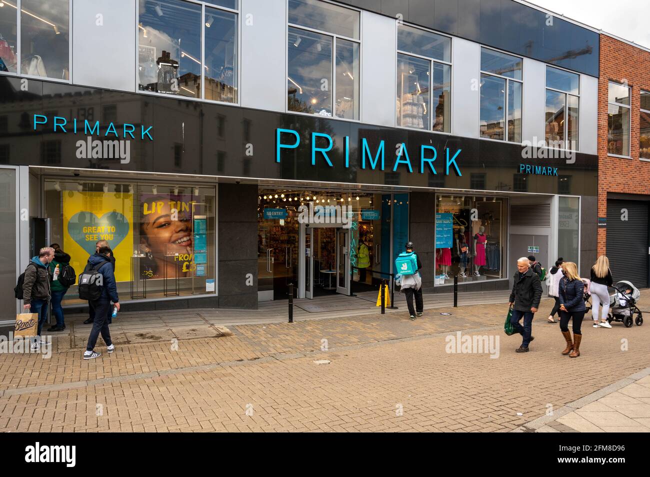 Primark newly built hires stock photography and images Alamy