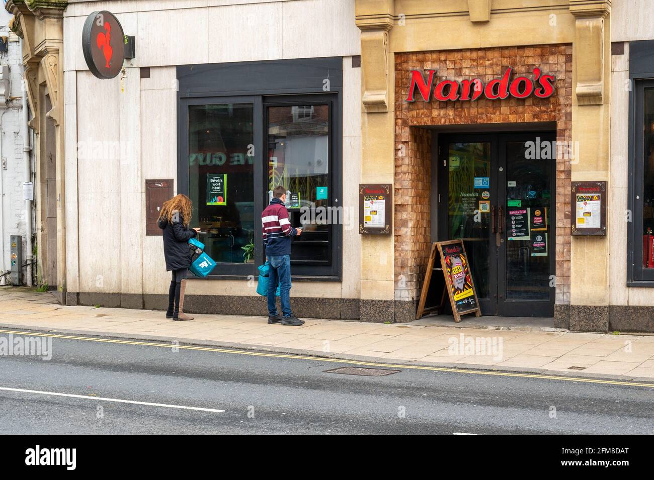 Nandos logo hi-res stock photography and images - Alamy