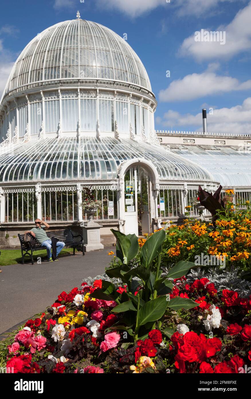 Greenhouse botanic gardens belfast hi-res stock photography and images ...