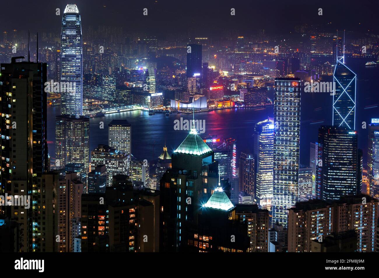 Night view of the Hong Kong skyline from Victoria Peak Stock Photo - Alamy