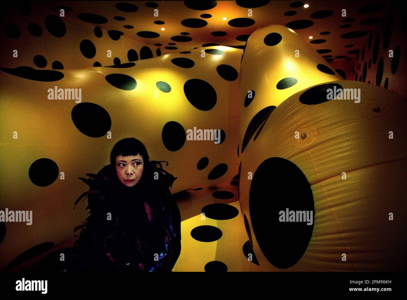 芸術か？猥雑か？トニー’ウォード写真集OBSESSIONS オブセッション Dots obsession hi-res stock photography and images - Alamy