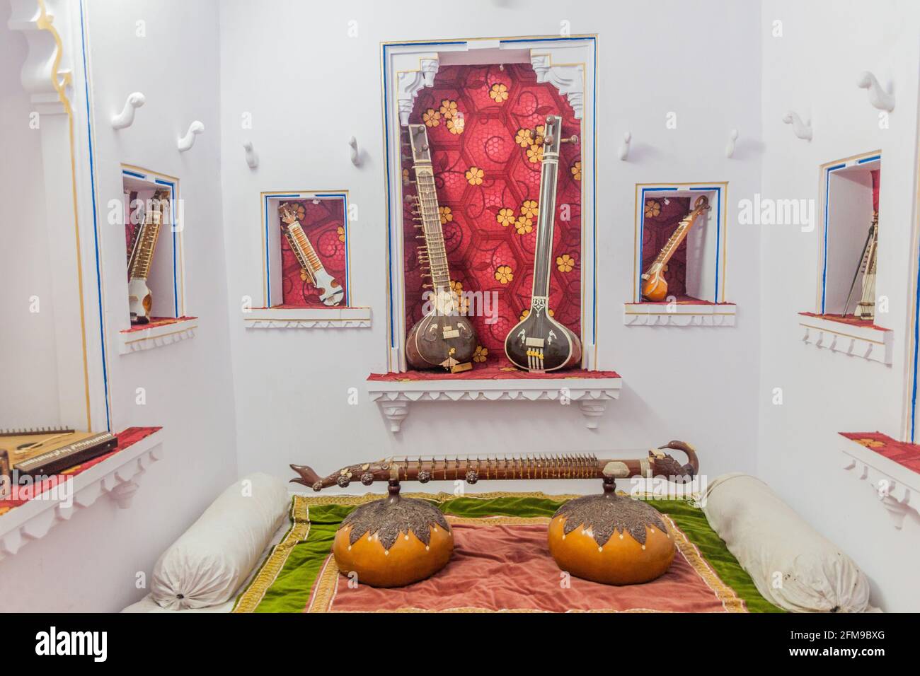 UDAIPUR, INDIA - FEBRUARY 14, 2017: Musical instrument exhibits in Bagore ki Haveli in Udaipur, Rajasthan state, India Stock Photo