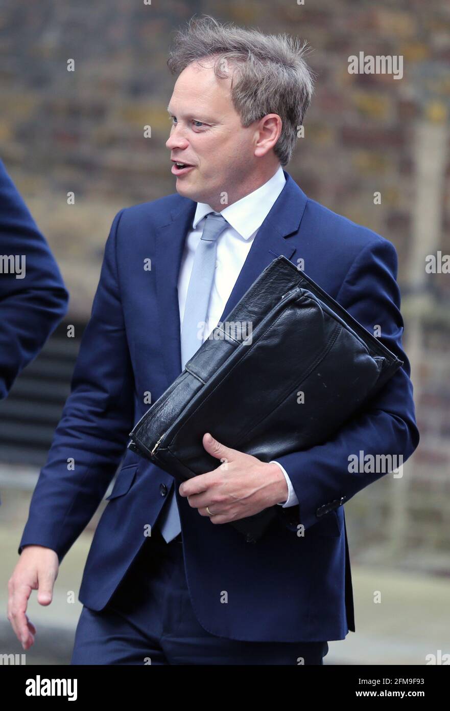 London, England, UK. 7th May, 2021. UK Secretary of State for Transport GRANT SHAPPS arrives in Downing Street ahead of the press conference he is expected to announce traffic light system covid-19 risk categorisation of countries. The UK prepares to lift the ban o foreign travel on 17th May but some popular holiday destinations are expected to be in amber and red list in the new system, so people travelling there will heave to go into quarantine for 5 to 10 days. Credit: Tayfun Salci/ZUMA Wire/Alamy Live News Stock Photo