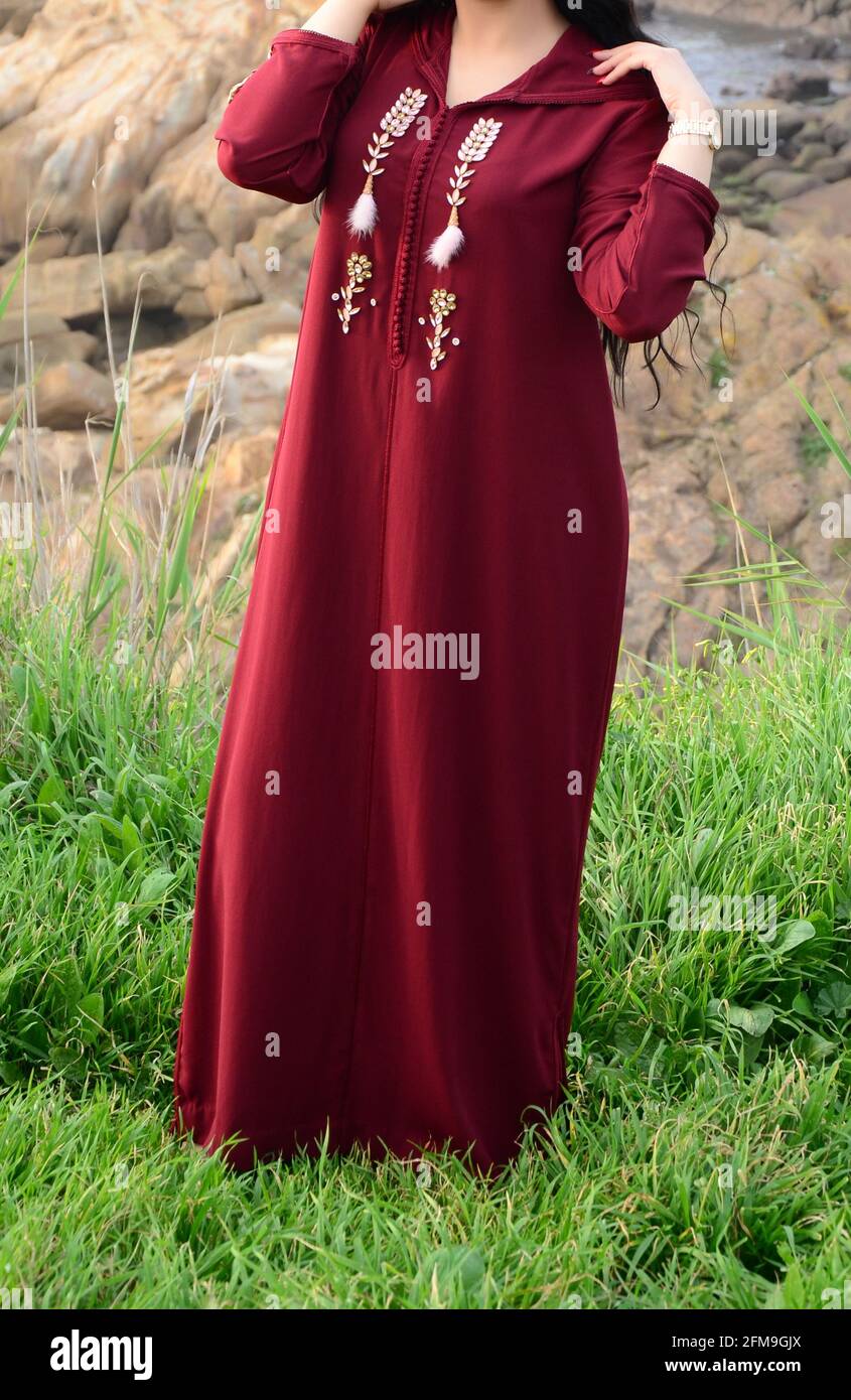 Djellaba bordeau 2025 femme