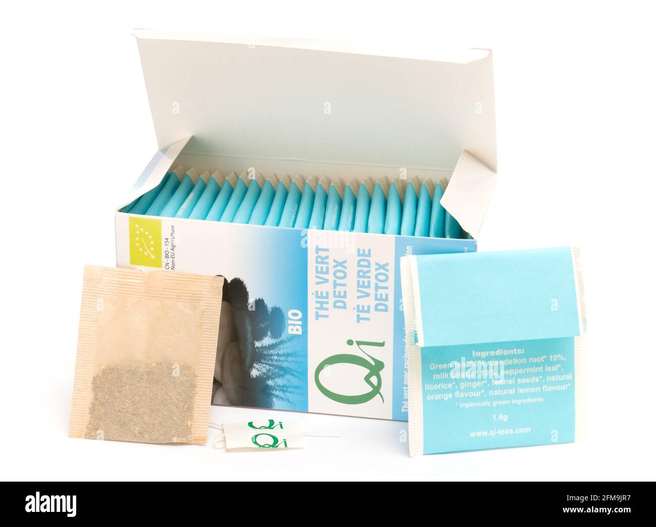 Qi organic detox green tea with dandelion root and milk thistle box and