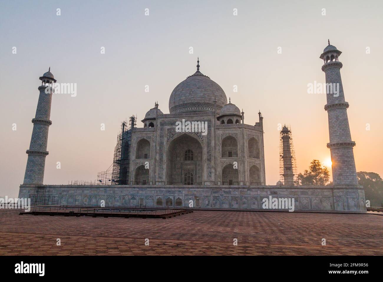 Morning View Of Taj Mahal In Agra India Stock Photo Alamy 100-best-taj-mahal-images-taj-mahal-photos-taj-pics