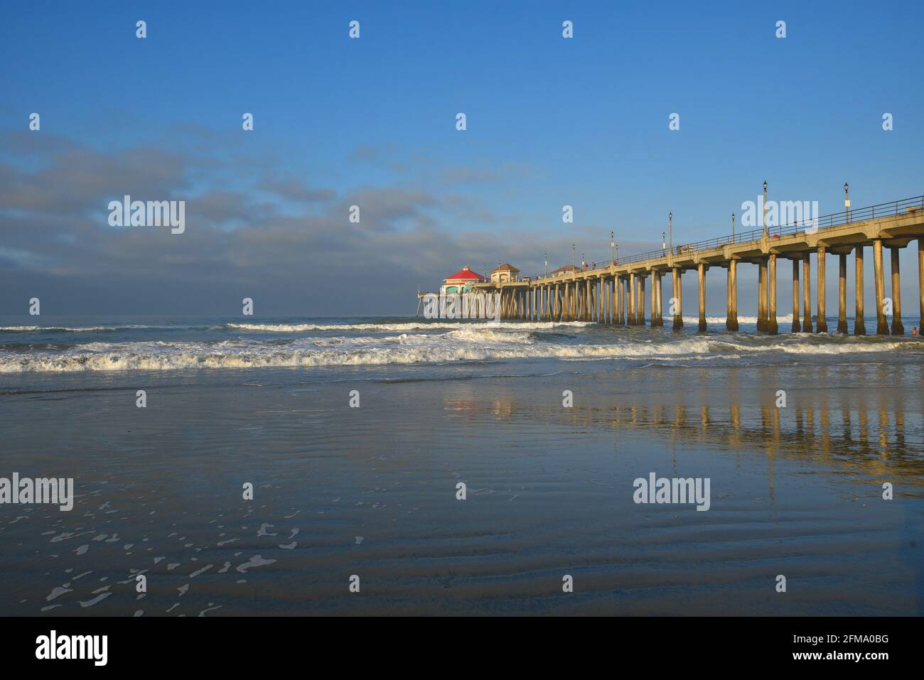 Rubys diner huntington beach hi-res stock photography and images - Alamy